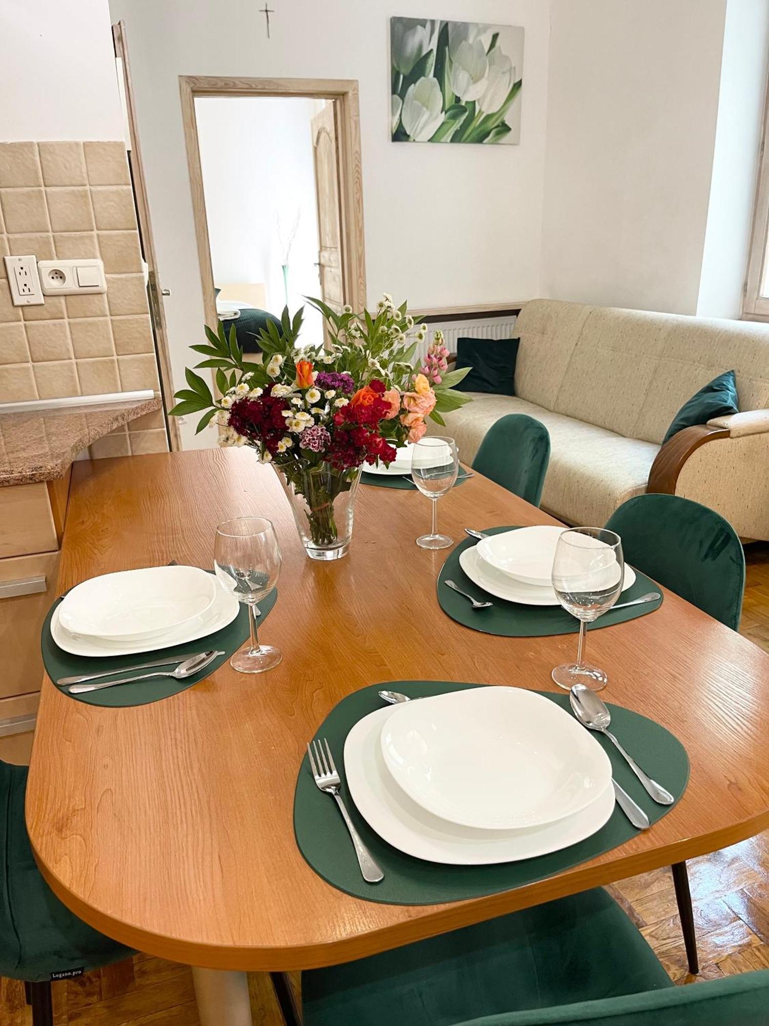 Marka Apartment 8 คราคูฟ ภายนอก รูปภาพ